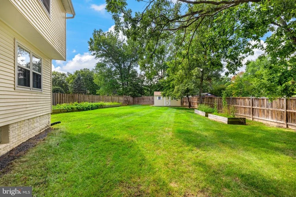 Photo of 6520 WHITE POST ROAD