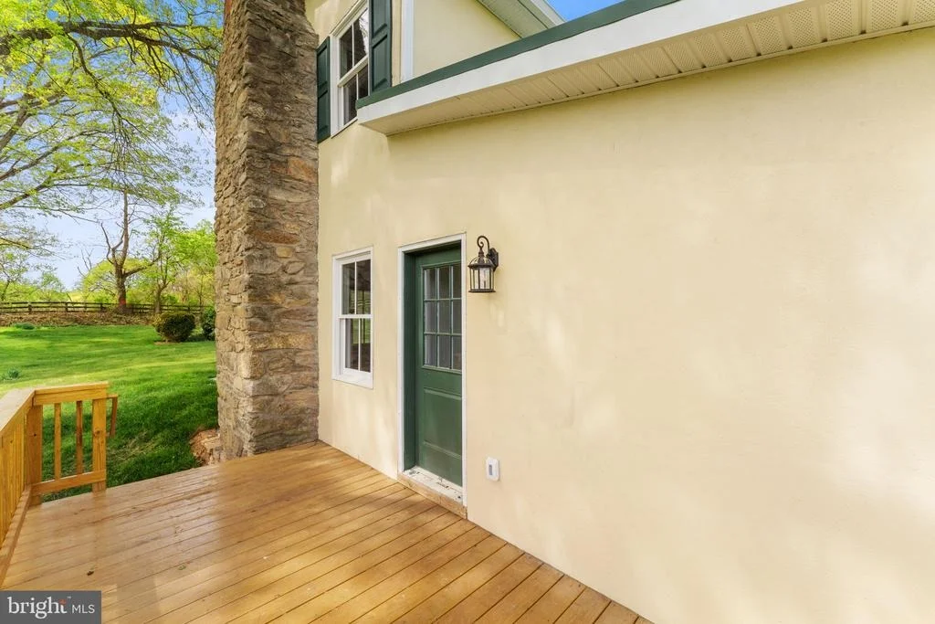 Photo of 11066 MORELAND ROAD