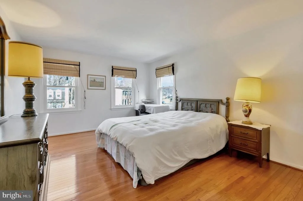 Photo of 2228 DECKMAN LANE