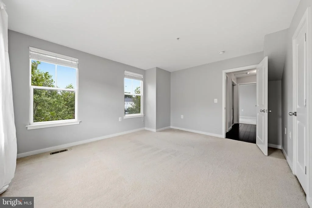 Photo of 1402 WHEYFIELD DRIVE