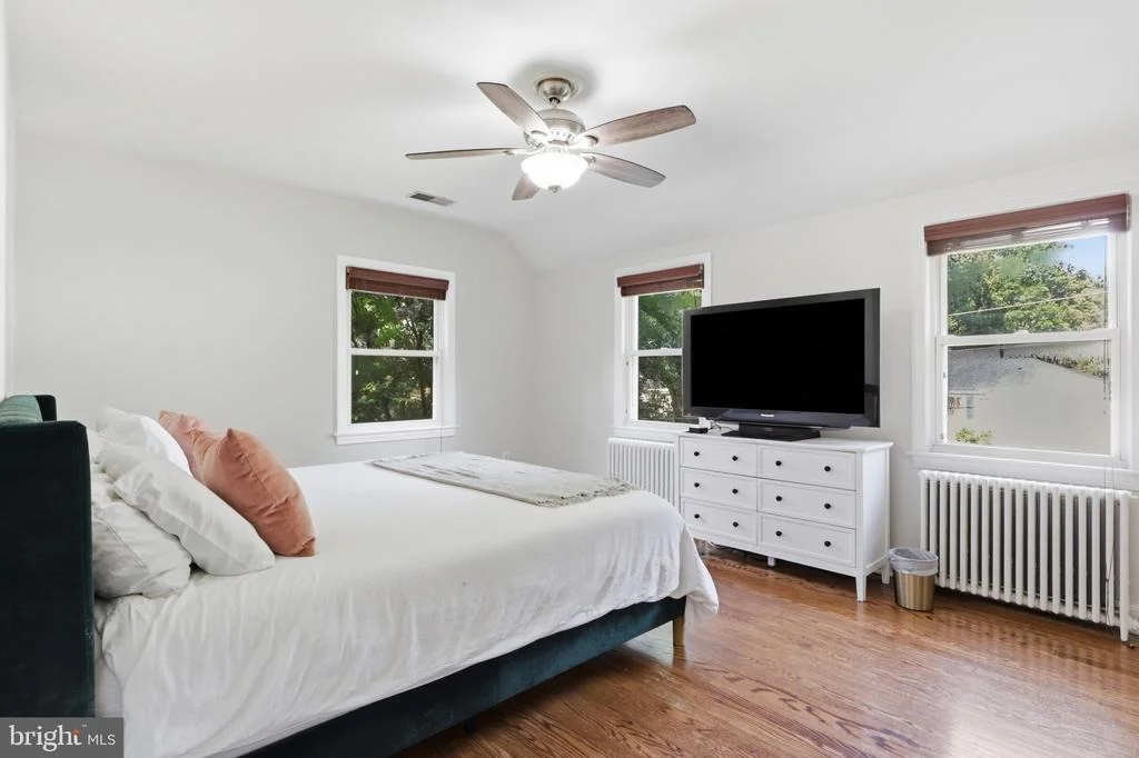 Photo of 10211 SUTHERLAND ROAD