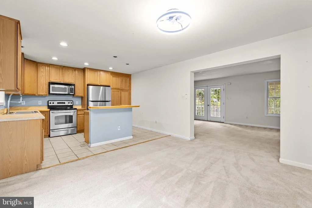 Photo of 8008 WASHINGTON DRIVE