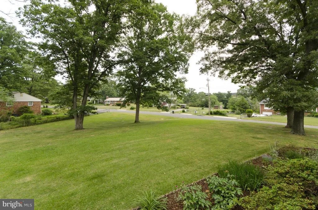 Photo of 7304 LAMAR DRIVE