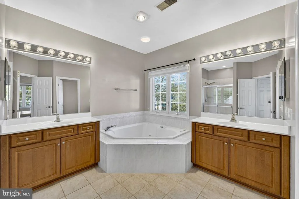 Photo of 42758 GLENSIDE DRIVE