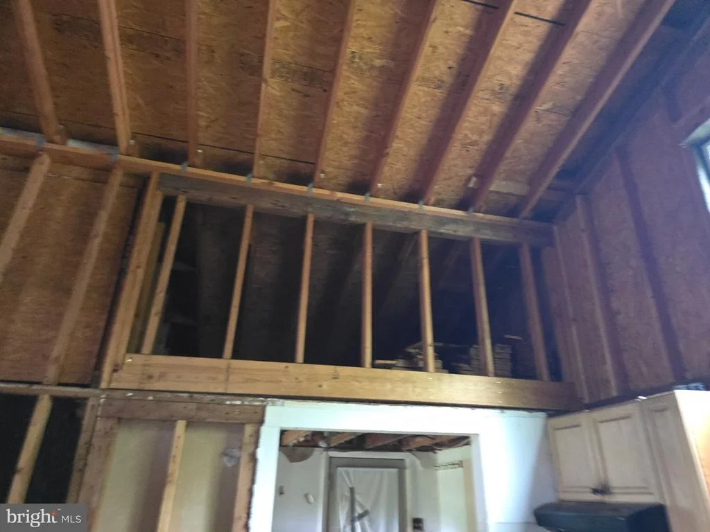Photo of 9 MUNSON LANE