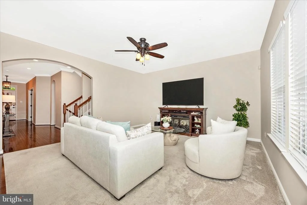 Photo of 4700 PULLER DRIVE