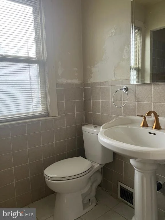 Photo of 3182 WESTOVER DRIVE SE