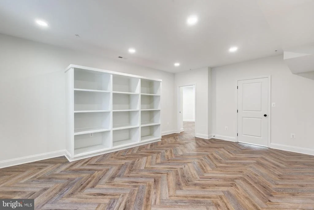 Photo of 14307 OAK MEADOW ROAD