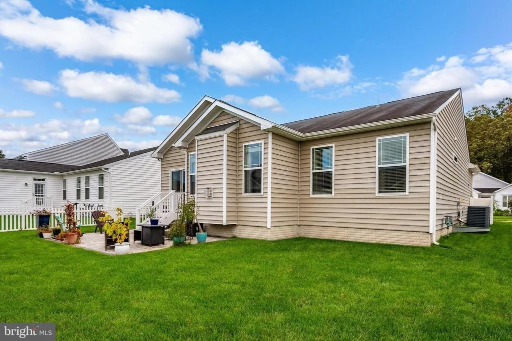 Photo of 34432 SPRING BROOK AVENUE