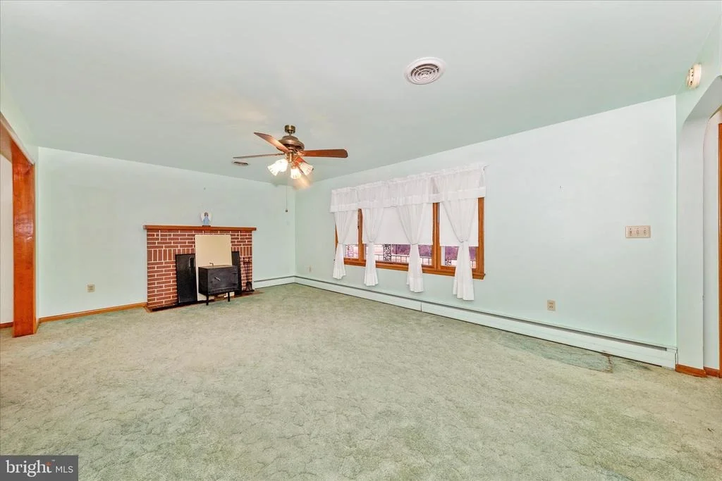 Photo of 3027 THURSTON ROAD