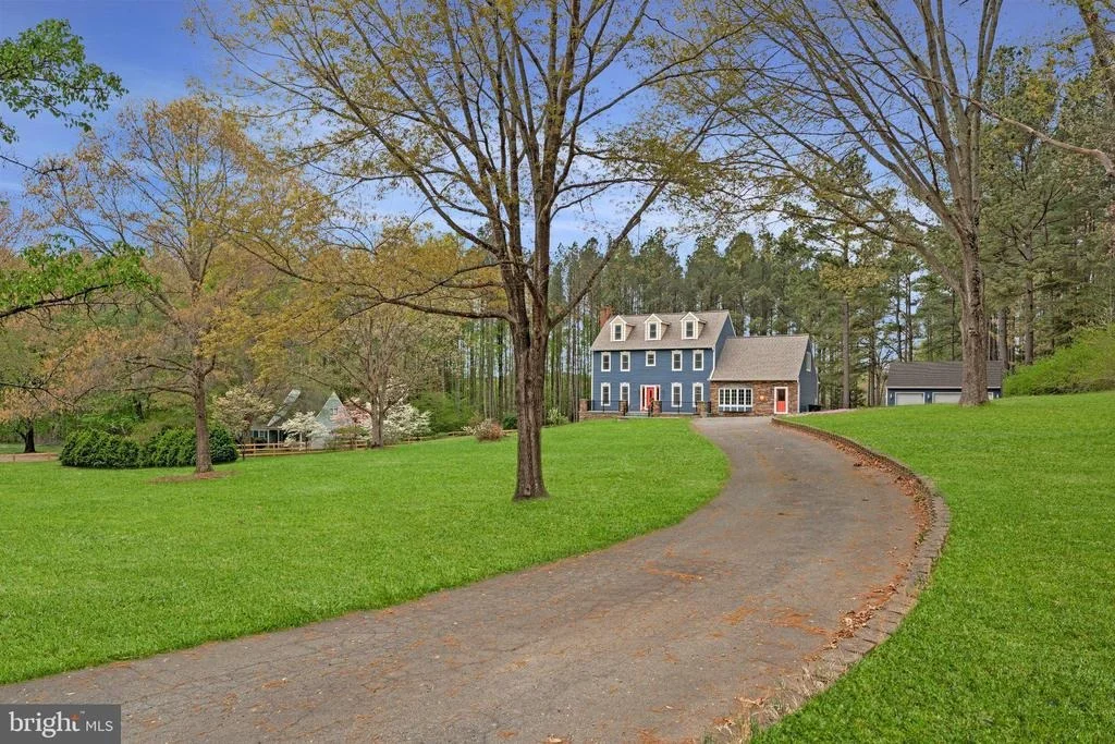 Photo of 119 MARCHANT DRIVE