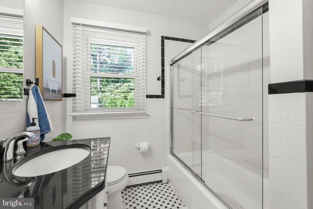 Photo of 906 SOUTHWICK DRIVE