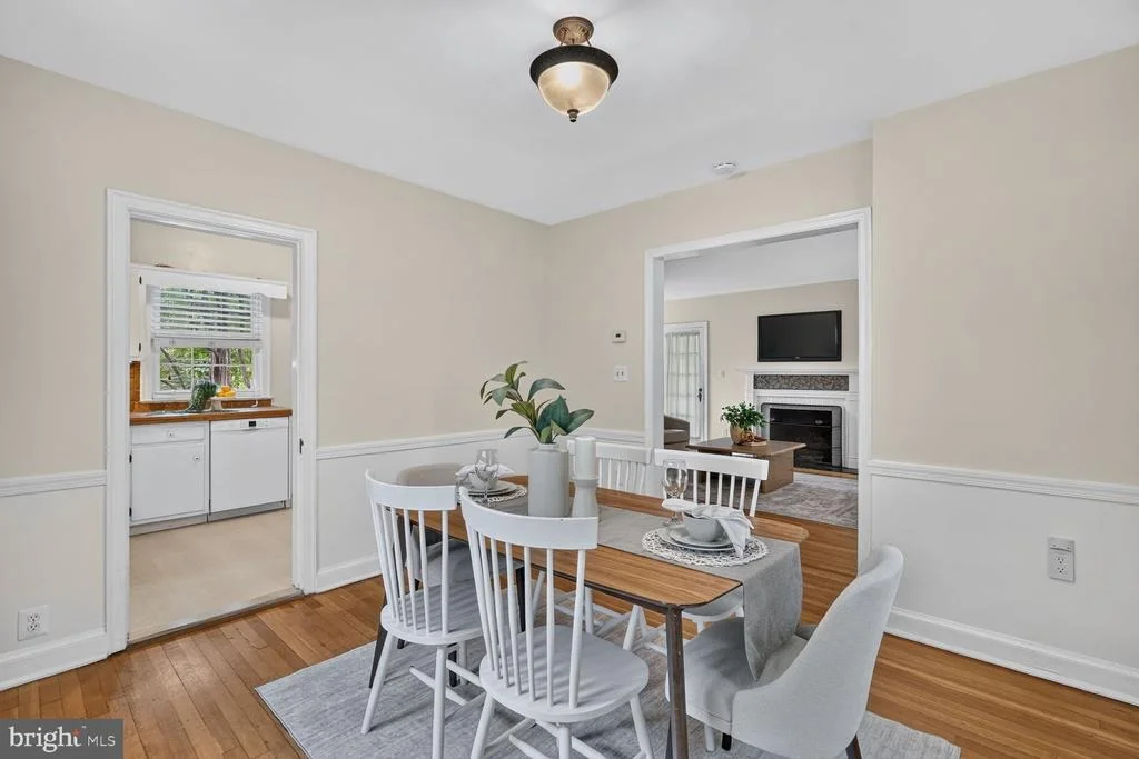 Photo of 2030 LANIER DRIVE