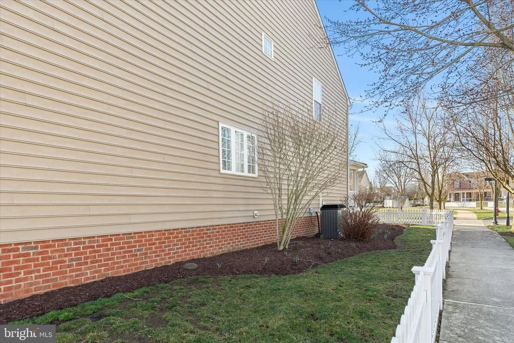 Photo of 301 ADELAIDE DRIVE