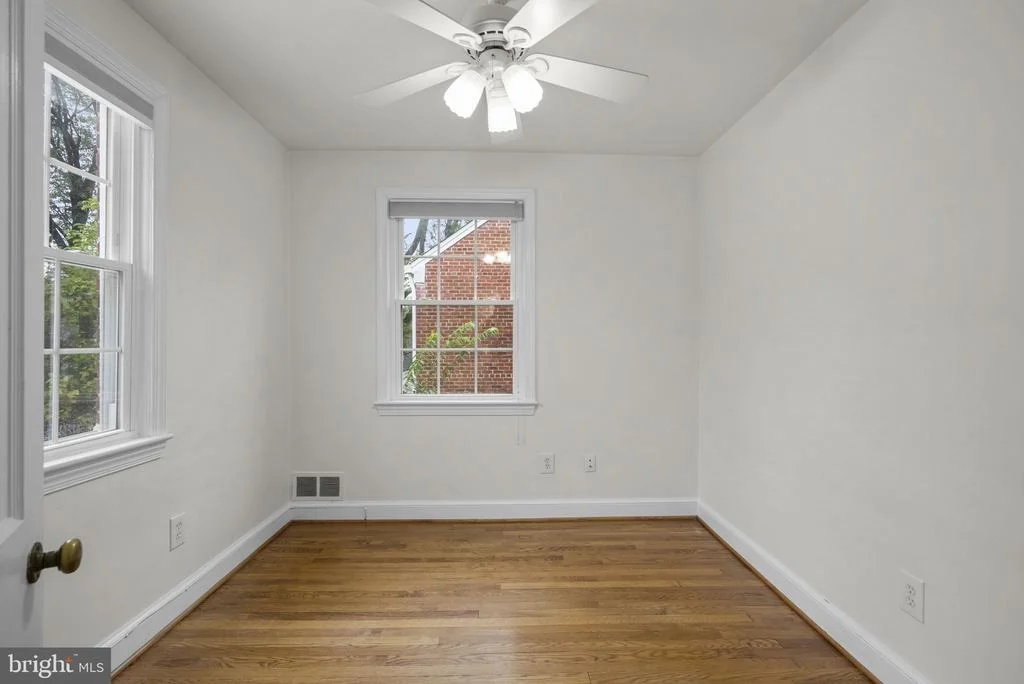 Photo of 9407 SEMINOLE STREET