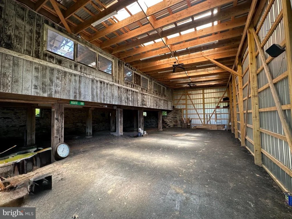 Photo of 15715 AVERY ROAD