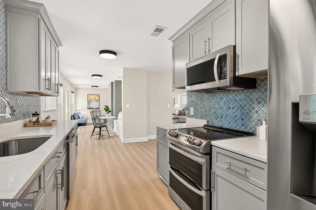 Photo of 201 LONGVIEW DRIVE
