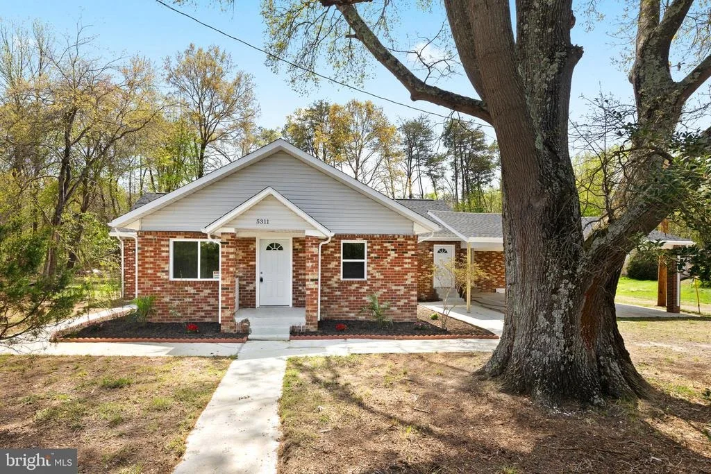 Photo of 5311 BROWNS PLACE