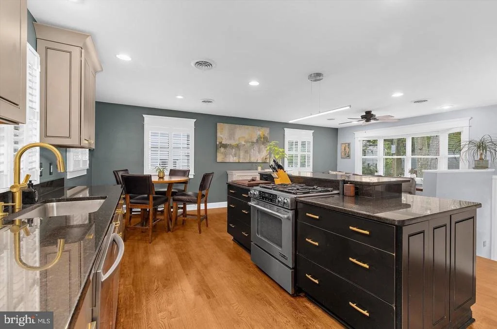 Photo of 228 DEWEY DRIVE