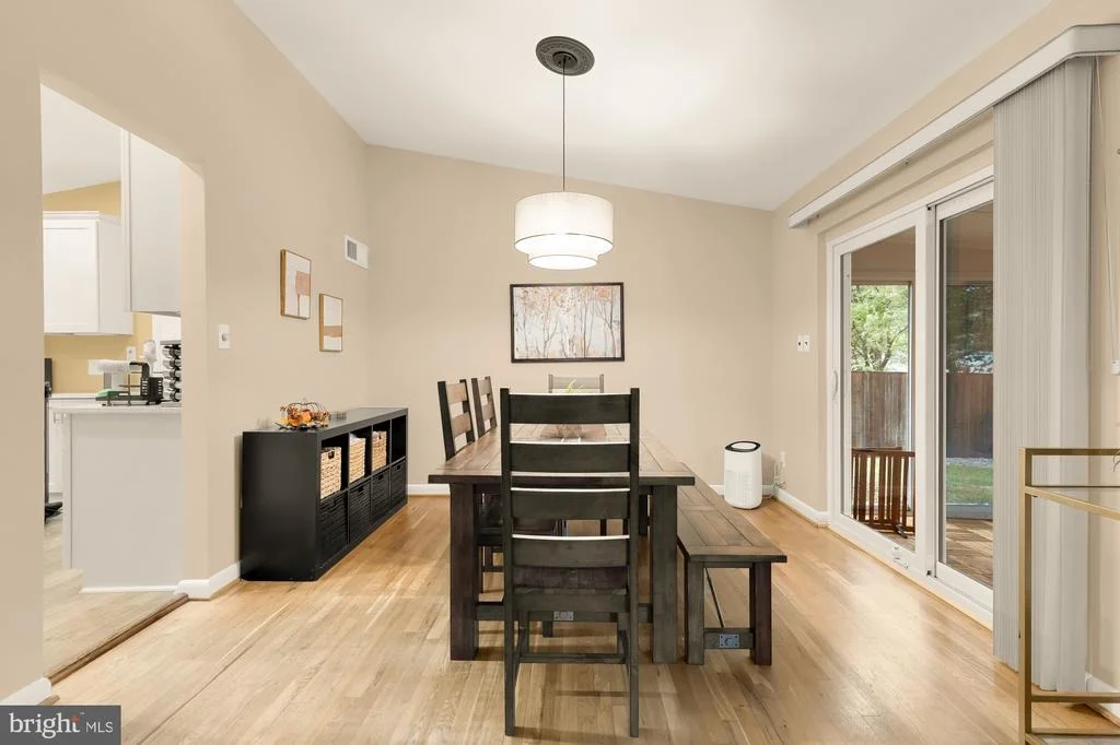 Photo of 1024 DEVERE DRIVE