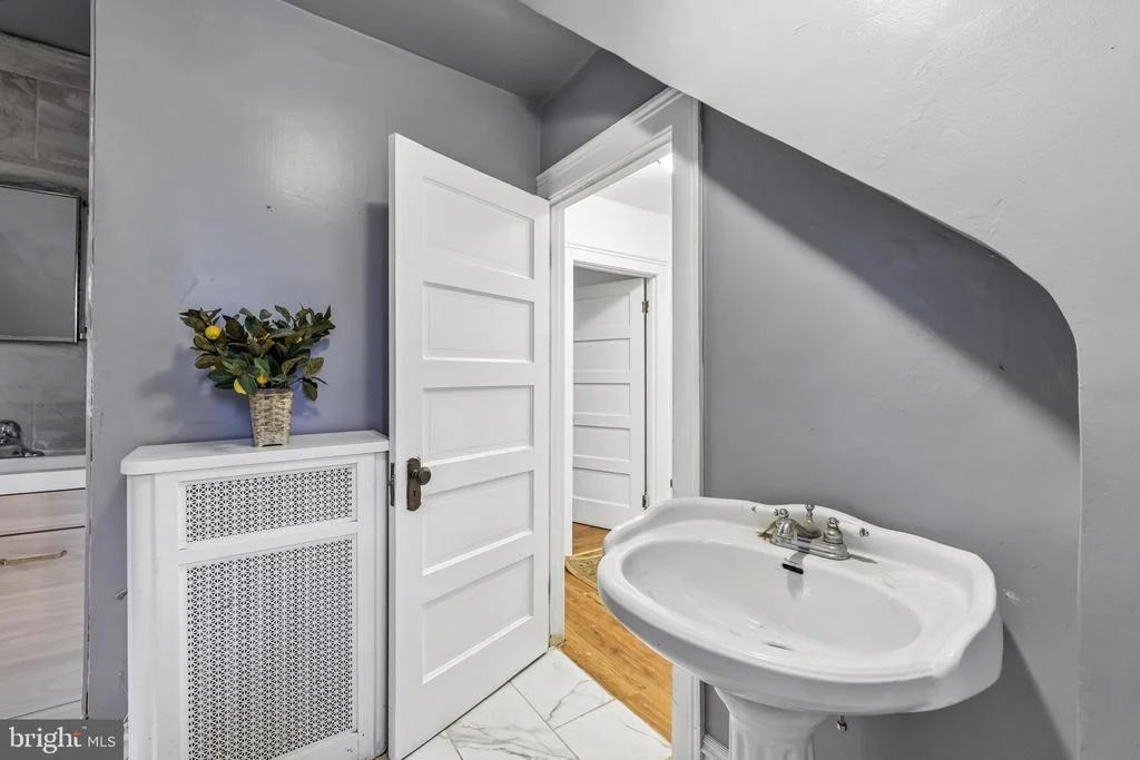 Photo of 2616 TALBOT ROAD