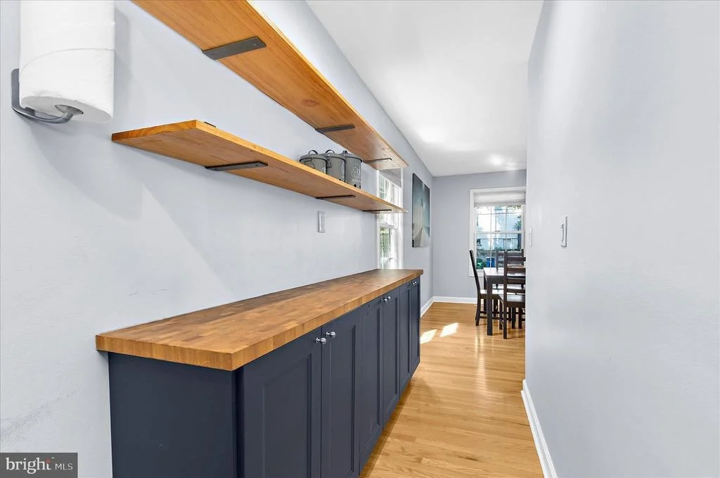 Photo of 102 BREWER AVENUE