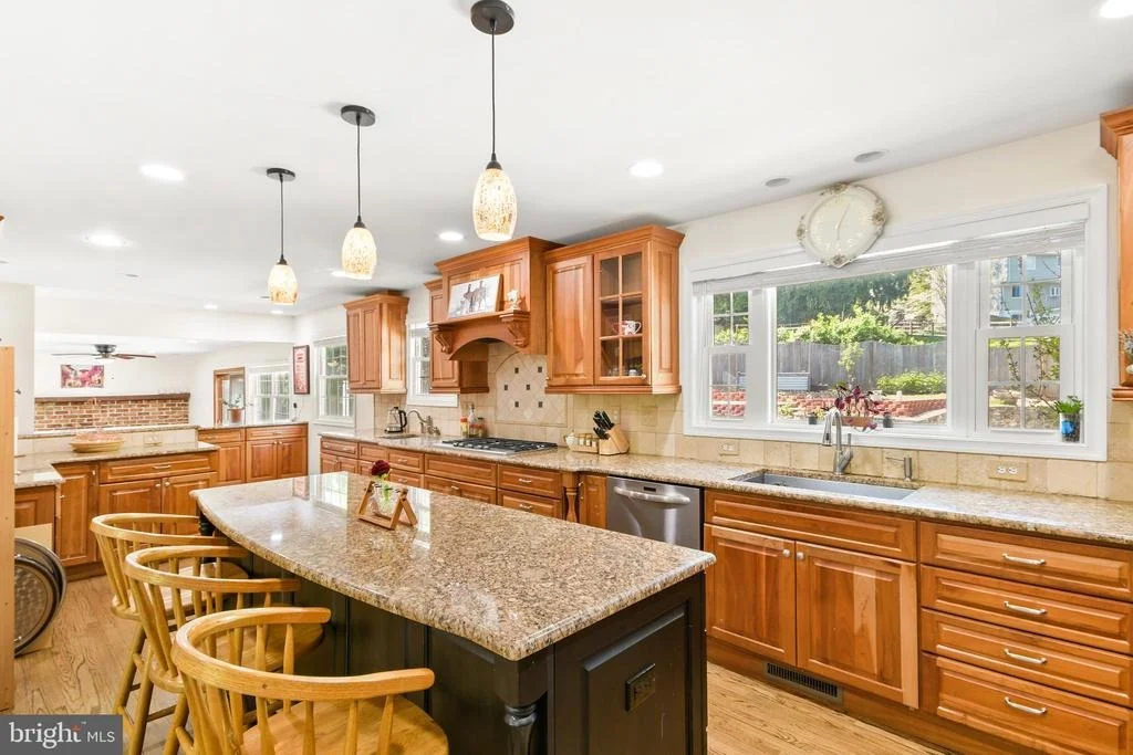 Photo of 24604 CUTSAIL DRIVE