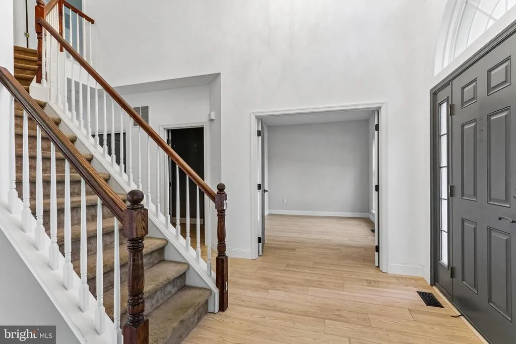 Photo of 7 LONGFELLOW LANE