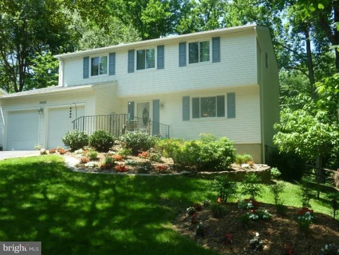 Photo of 16616 SIOUX LANE
