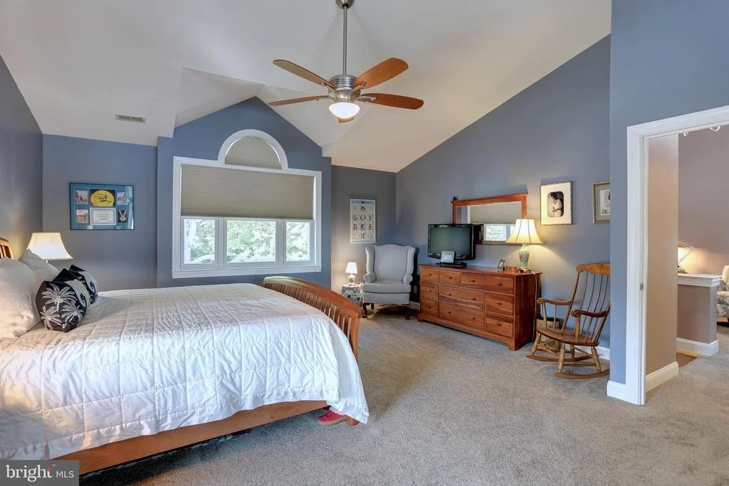 Photo of 8171 BAYSIDE DRIVE