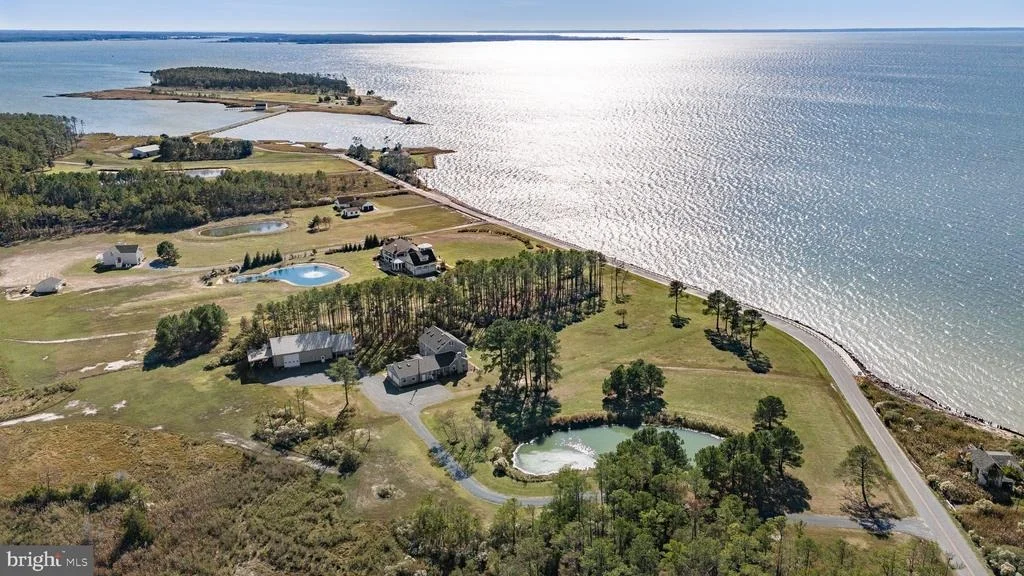 Photo of 5253 RAGGED POINT ROAD