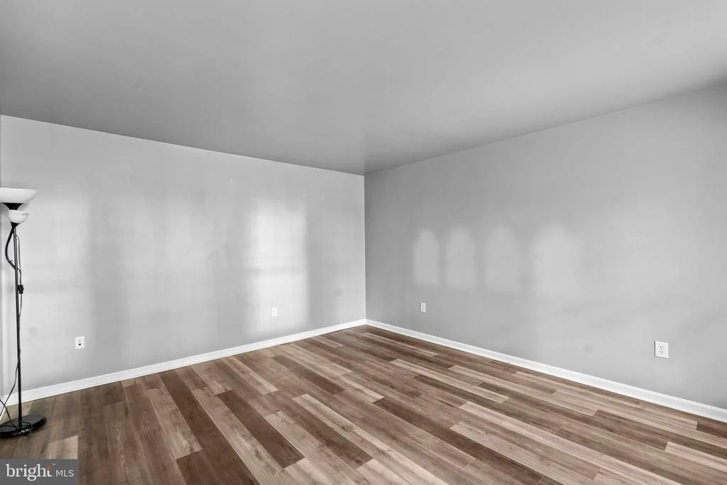 Photo of 12977 MARINERS CIRCLE