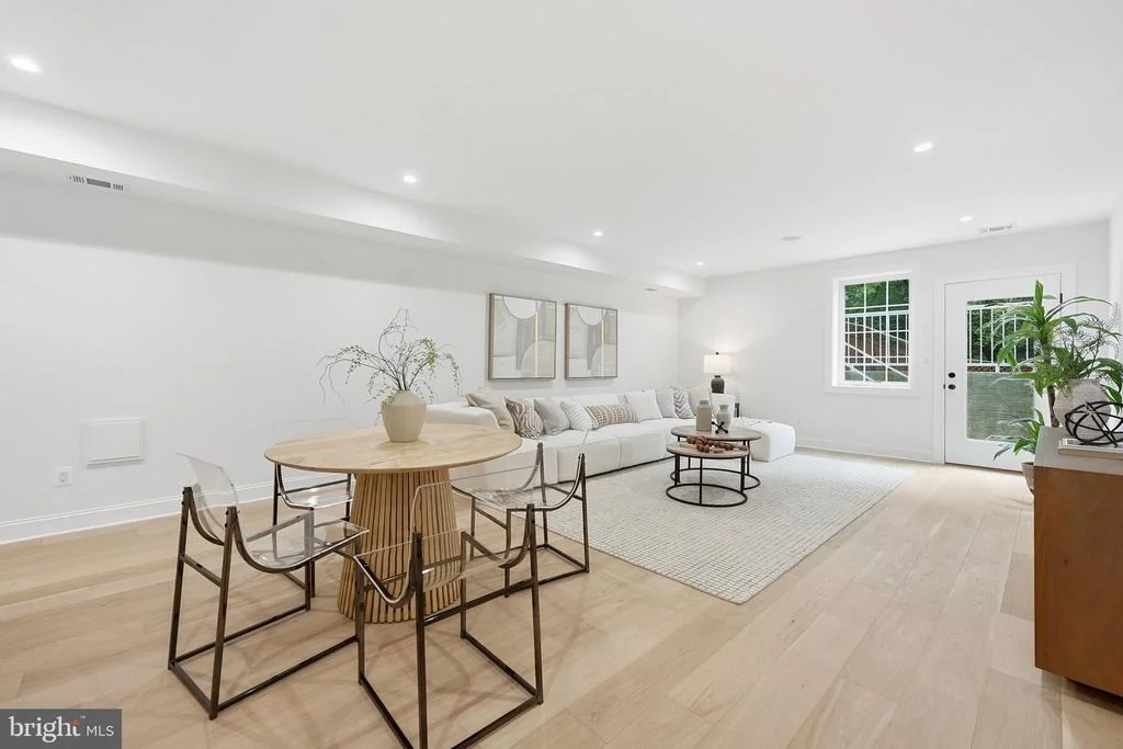 Photo of 3400 SAYLOR PLACE