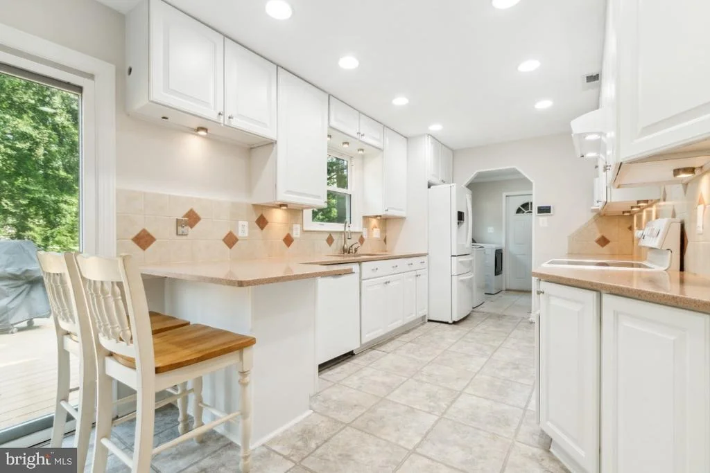 Photo of 4092 FALLWAY LANE