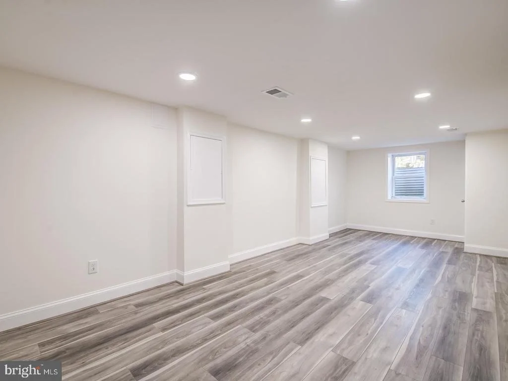 Photo of 4206 GARRETT PARK ROAD
