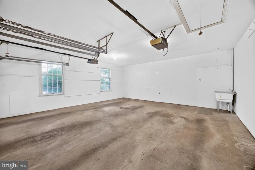 Photo of 10 CHILTON ROAD