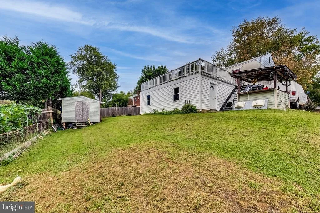 Photo of 13304 DAUPHINE STREET