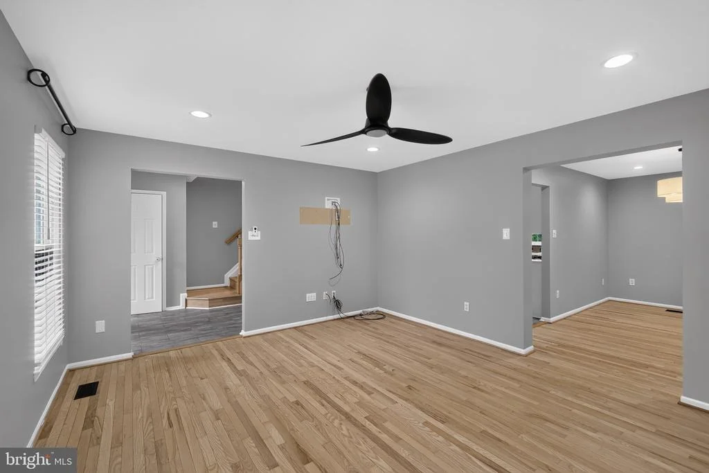 Photo of 5630 ROUNDTREE LANE