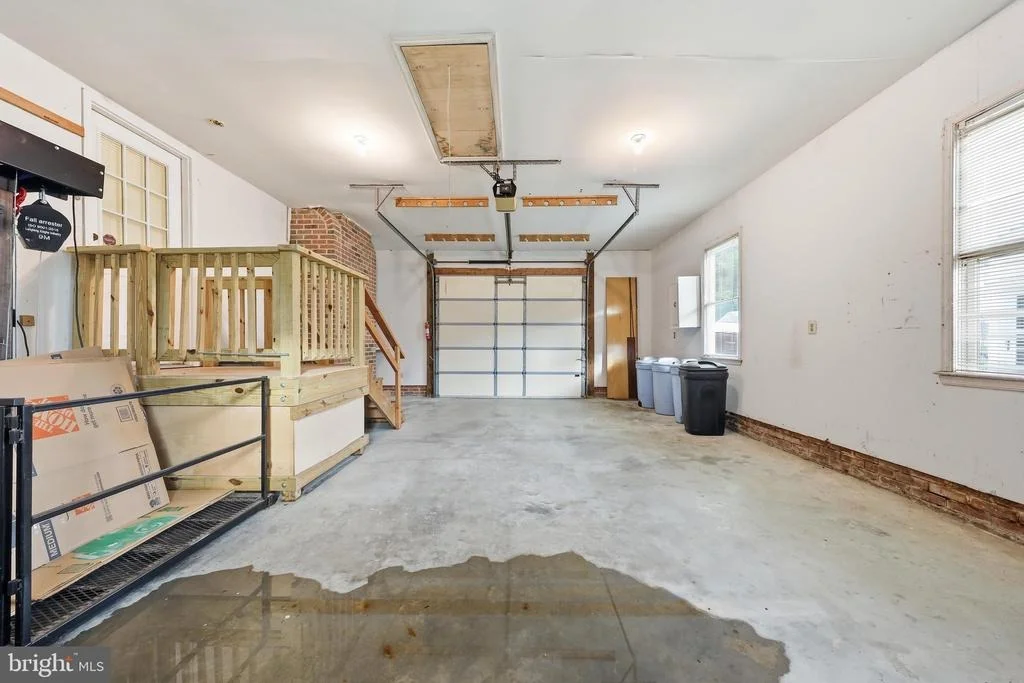 Photo of 5194 DEBRA ROAD