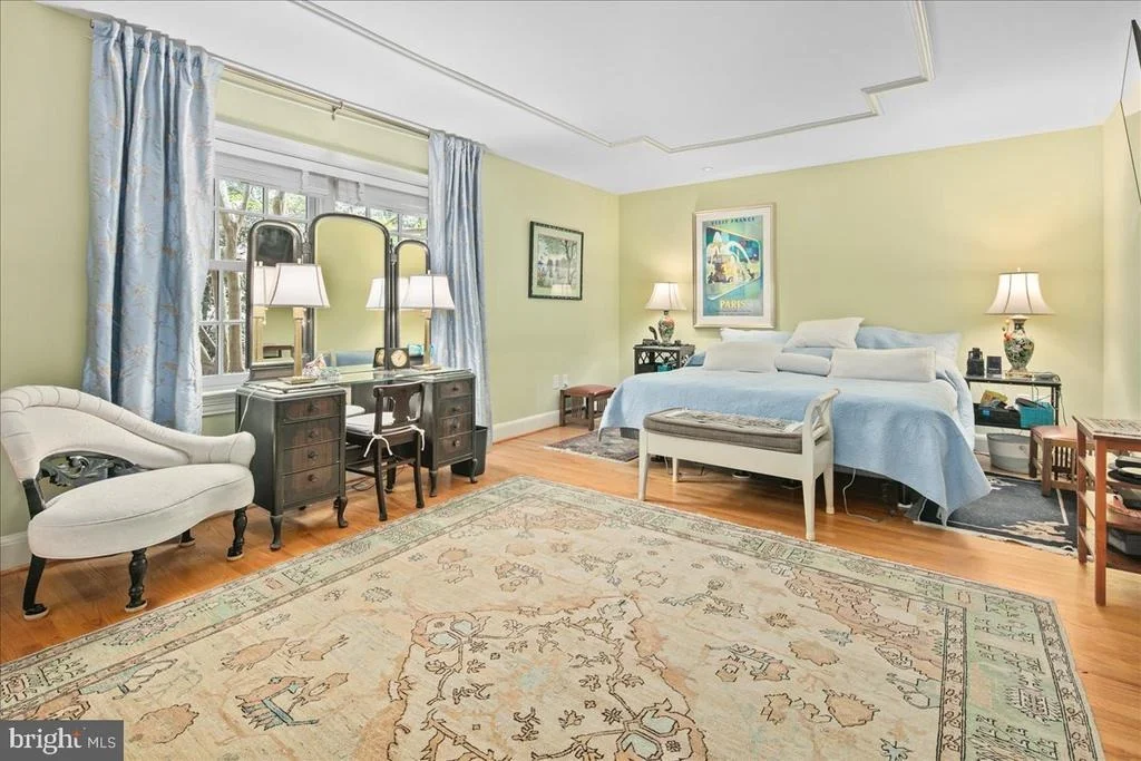 Photo of 9352 MOUNT VERNON CIRCLE