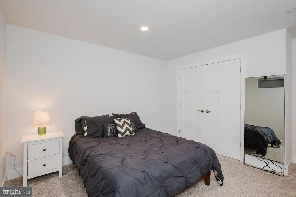 Photo of 2525 EASY STREET