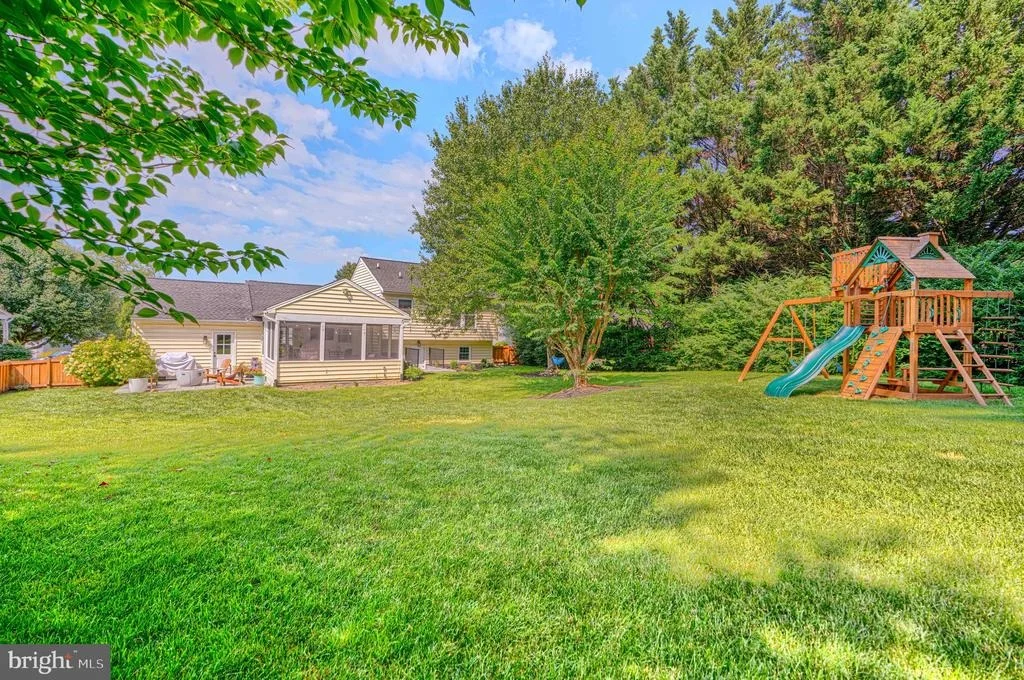 Photo of 1004 PEPPARD DRIVE