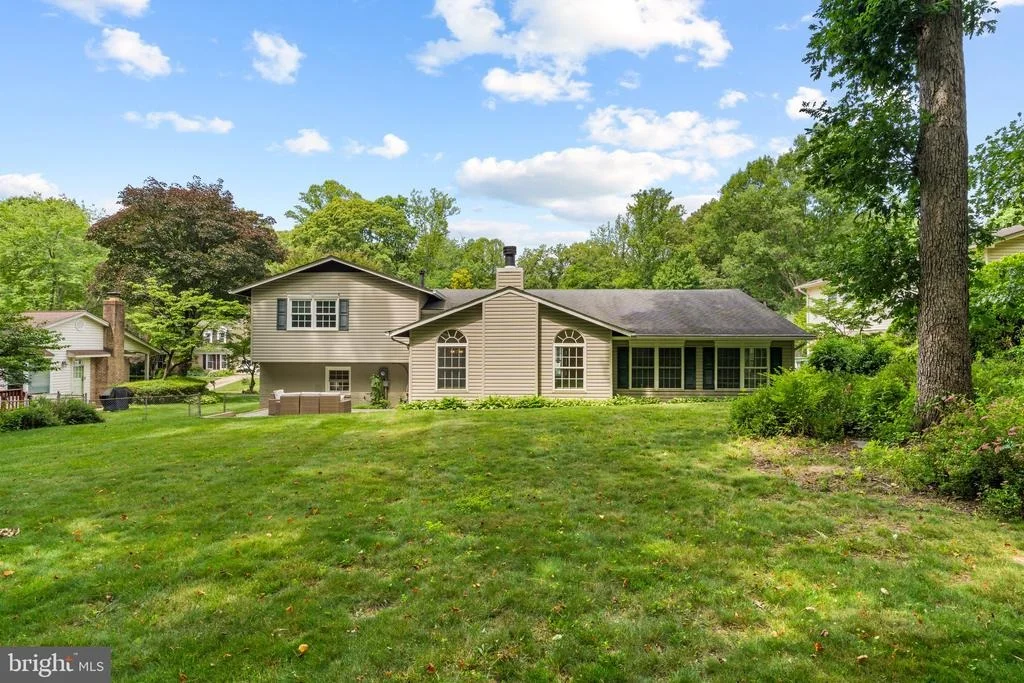 Photo of 5015 GADSEN DRIVE