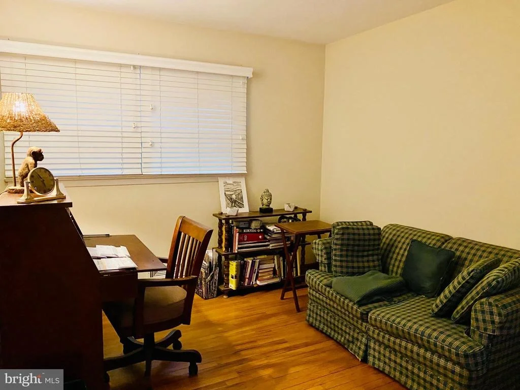 Photo of 418 MIDSTREAMS ROAD