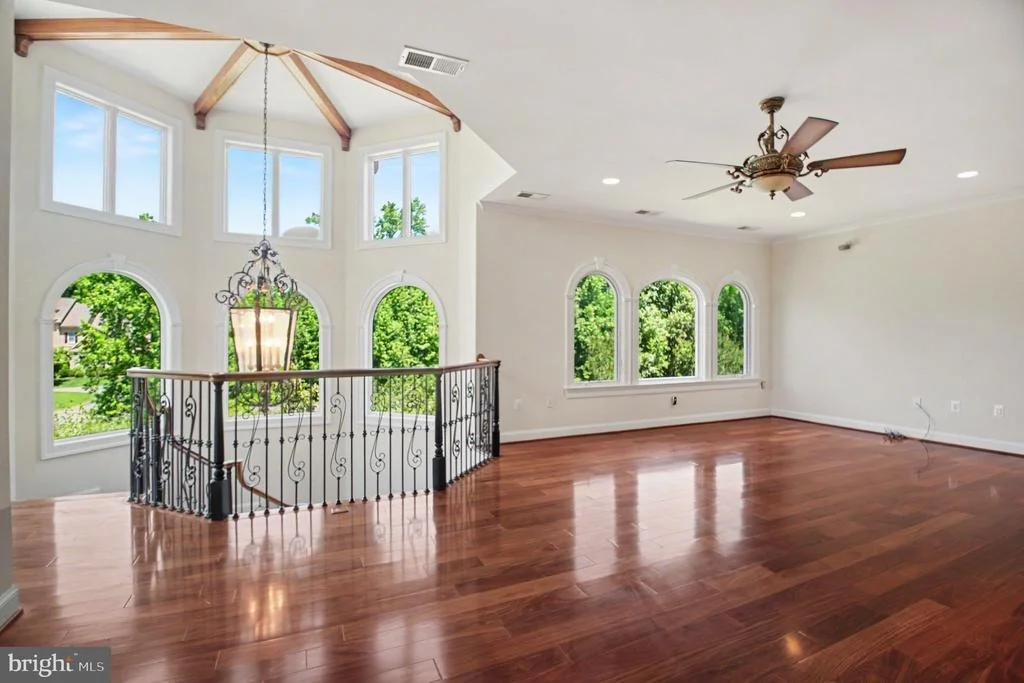 Photo of 5985 SAINT CATHERINES LANE
