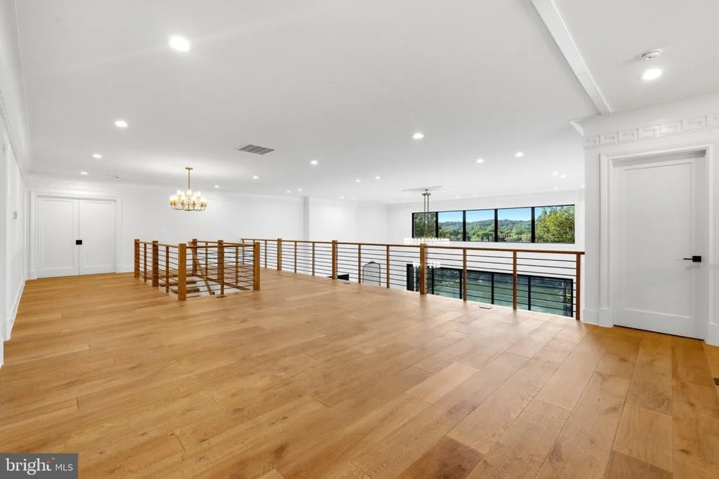Photo of 620 RIVERCREST DRIVE
