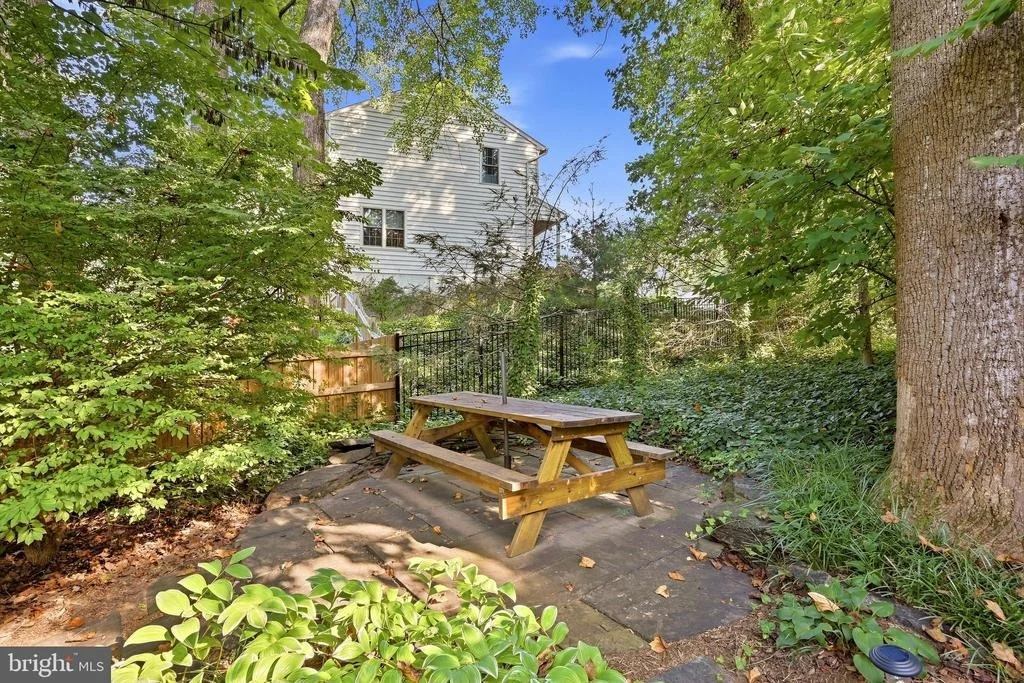 Photo of 9008 ADVANTAGE COURT