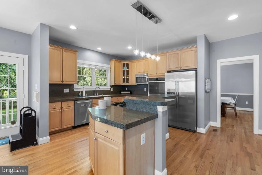 Photo of 5010 TOTHILL DRIVE