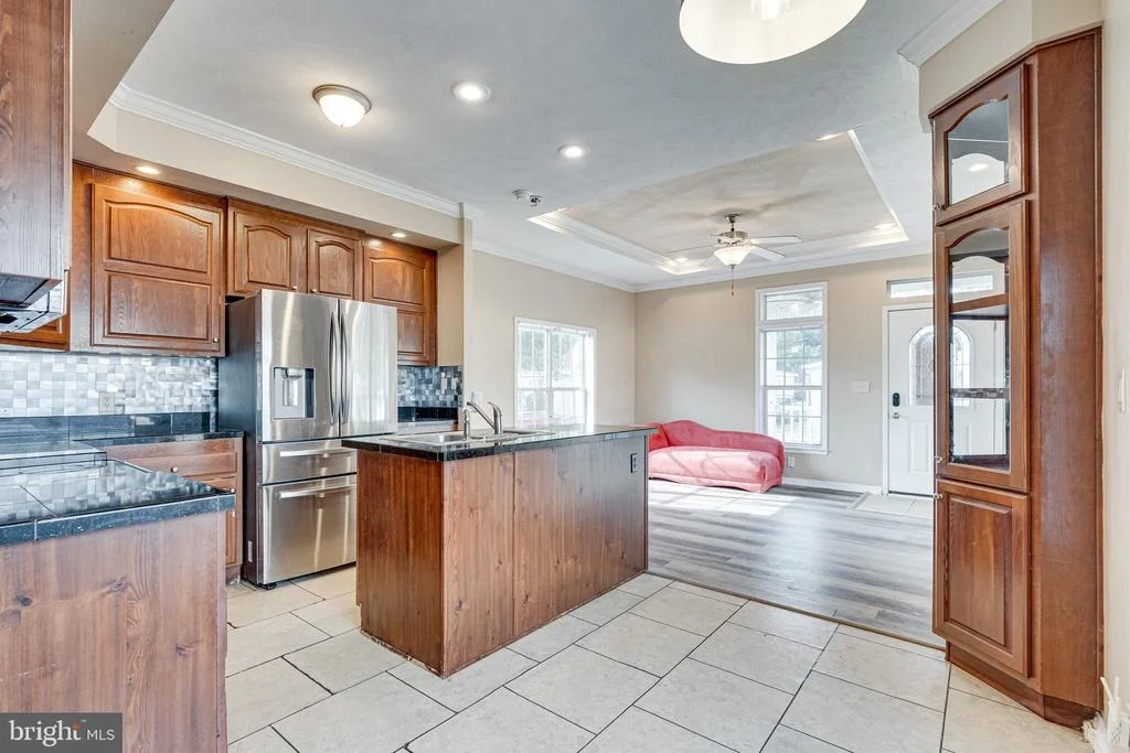 Photo of 4252 AIRLINE PARKWAY