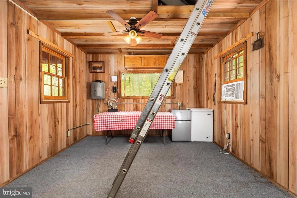 Photo of 551 SAWLOG